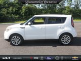 Used 2017 Kia Soul + image 3