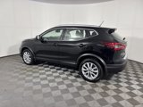 Used 2022 Nissan Rogue Sport SV image 3