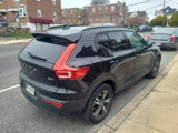 Certified 2023 Volvo XC40 B5 Plus w/ Driver Assist Package image 5