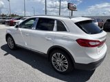 Used 2018 Lincoln MKX Reserve w/ Driver Assistance Package image 4