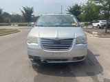 Used 2008 Chrysler Town & Country Touring image 2