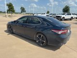 Used 2018 Toyota Camry XSE image 3