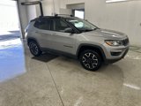 Used 2020 Jeep Compass Trailhawk image 3