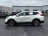 Used 2018 Honda CR-V Touring image 2