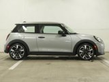 Certified 2025 MINI Cooper 2-Door Hardtop image 4