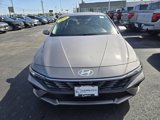 Used 2024 Hyundai Elantra SEL image 2
