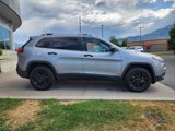 Used 2016 Jeep Cherokee Latitude image 4