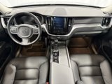 Used 2020 Volvo XC60 T6 Momentum image 2