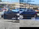 Used 2022 Chevrolet Malibu LT image 2