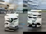 Used 2016 Nissan Rogue SL w/ SL Premium Package image 2