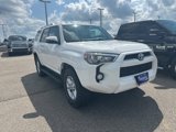 Used 2015 Toyota 4Runner SR5 image 3