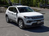 Used 2022 Jeep Compass Latitude image 3