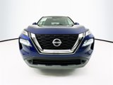 Used 2023 Nissan Rogue SV image 2