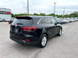Used 2020 Kia Sorento LX image 3