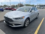 Used 2018 Ford Fusion SE w/ Fusion SE Technology Package image 4