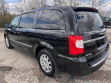 Used 2013 Chrysler Town & Country Touring image 4