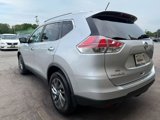 Used 2016 Nissan Rogue SL image 5
