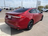 Used 2017 Ford Fusion SE w/ Fusion SE Technology Package image 5