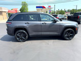 Used 2023 Jeep Grand Cherokee Altitude image 4