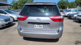 Used 2018 Toyota Sienna L image 5