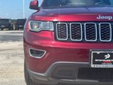 Used 2018 Jeep Grand Cherokee Laredo image 4