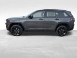 New 2025 Jeep Grand Cherokee Altitude image 5