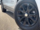 Used 2019 Chevrolet Equinox LT image 2