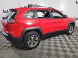 Used 2019 Jeep Cherokee Trailhawk image 5