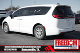 New 2025 Chrysler Pacifica Select image 3