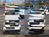 Used 2024 GMC Terrain SLE image 2