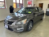 Used 2015 Nissan Altima 2.5 S w/ Special Edition Package image 3