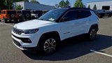 Certified 2024 Jeep Compass Limited image 4