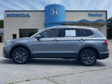 Used 2023 Volkswagen Tiguan SE image 2