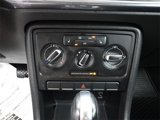 Used 2014 Volkswagen Beetle 1.8T image 4