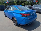 Used 2022 Nissan Versa SV image 4