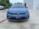 Certified 2025 Volkswagen Jetta SE image 3