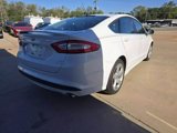 Used 2016 Ford Fusion SE w/ Equipment Group 201A image 6
