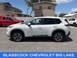 Used 2023 Nissan Rogue SV image 2