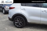 Used 2020 Kia Sportage S image 5