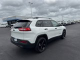 Used 2017 Jeep Cherokee Altitude image 4