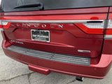 Used 2015 Lincoln Navigator 2WD image 4