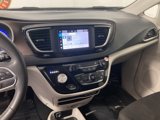Used 2022 Chrysler Voyager LX image 2