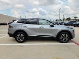 Used 2023 Kia Sportage LX image 4