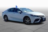 Used 2022 Toyota Camry SE image 2