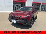 Used 2015 Jeep Cherokee Trailhawk w/ Comfort/Convenience Group image 2