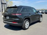 Certified 2023 Jeep Grand Cherokee Limited image 3