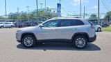 Used 2019 Jeep Cherokee Latitude Plus w/ Cold Weather Group image 5
