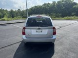 Used 2008 Kia Rondo EX image 4