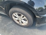 Used 2017 Chevrolet Equinox LT w/ Convenience Package image 2