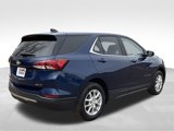 Used 2023 Chevrolet Equinox LT image 3